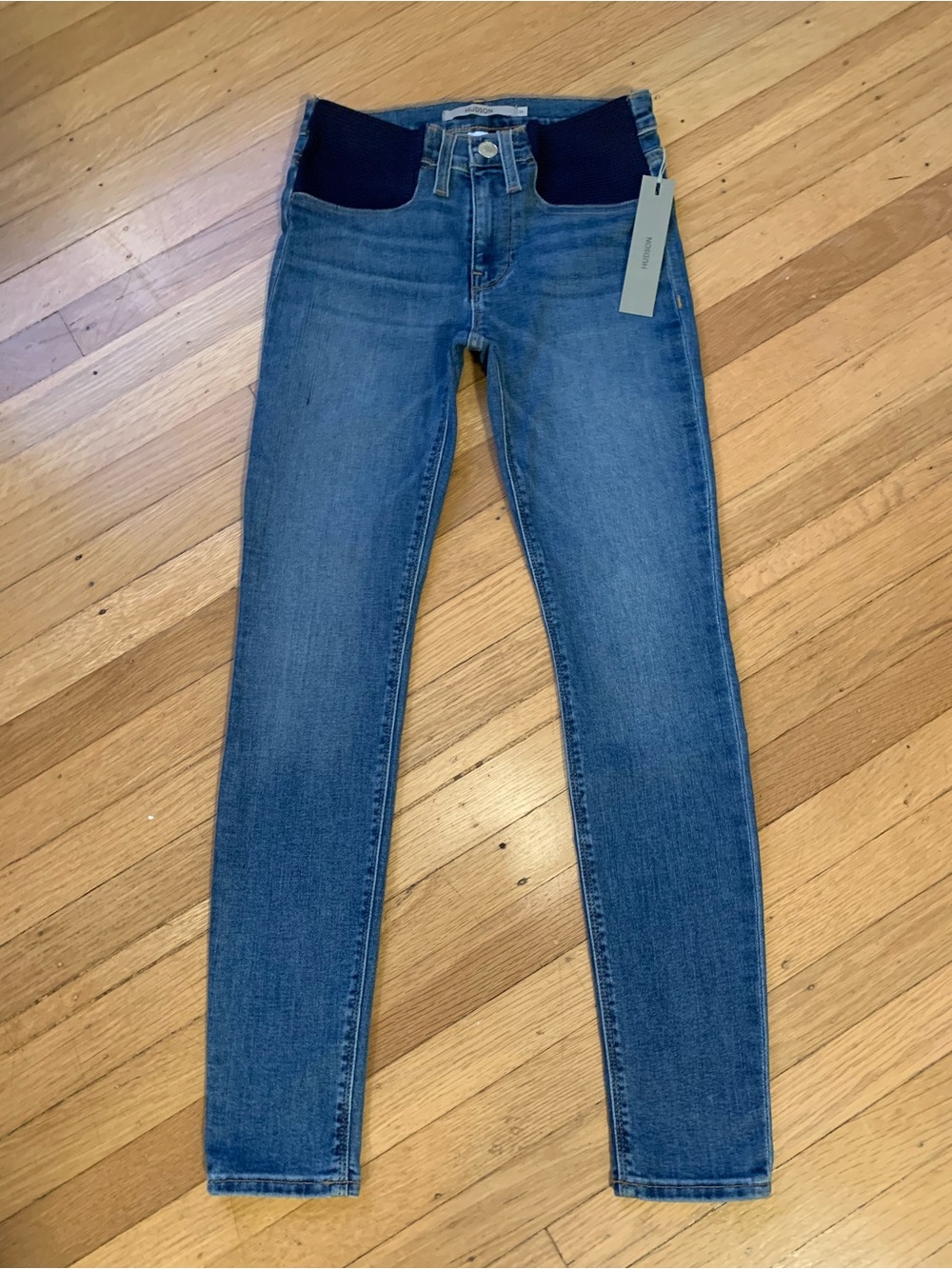 NWT Hudson Nico Super Skinny Ankle Maternity Breakthrough Jeans in Size 24